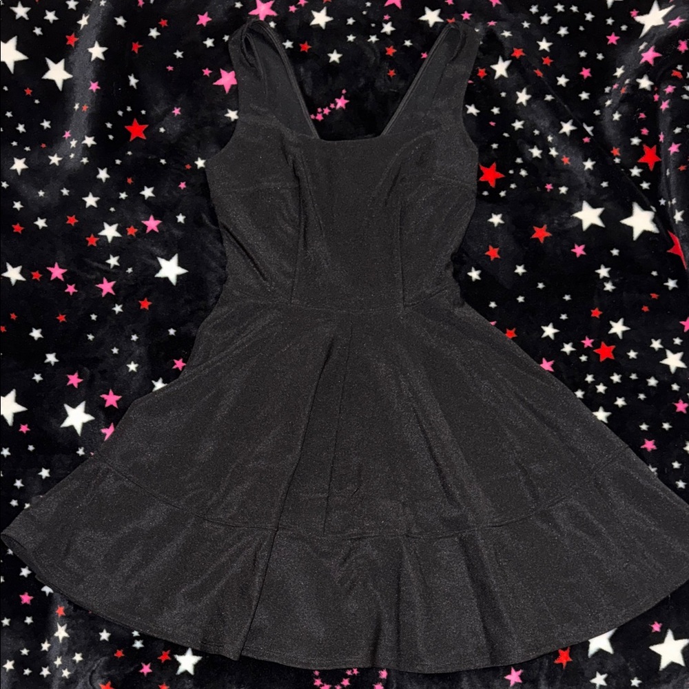 Lulu’s Little Black Dress